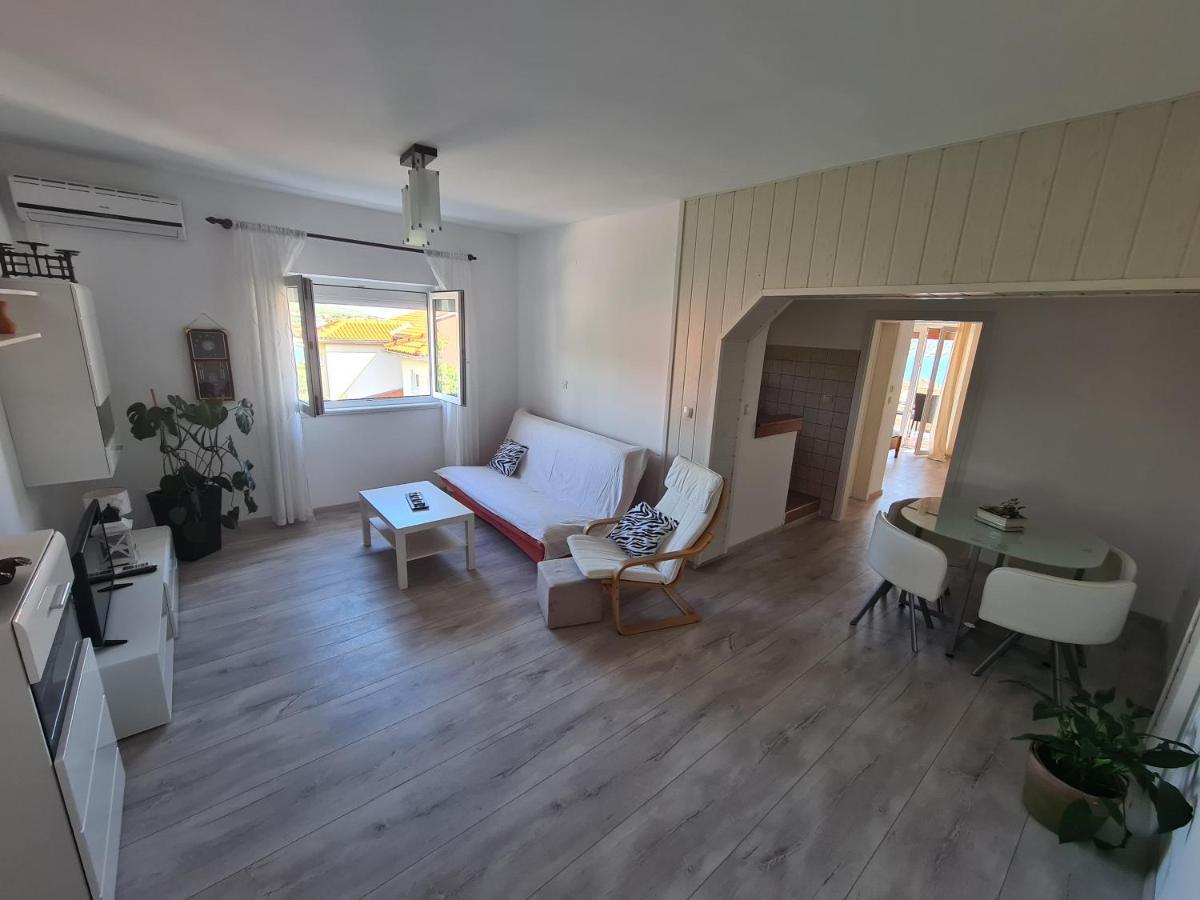 Apartman Karmen Barbat na Rabu Exterior foto